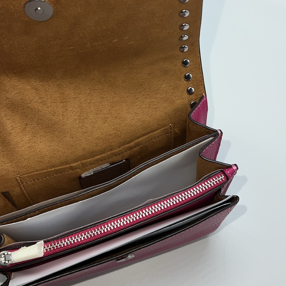 🩷HP🪅NWT COACH MINI KLARE CROSSBODY WITH SILVER RIVETS - Picture 13 of 16